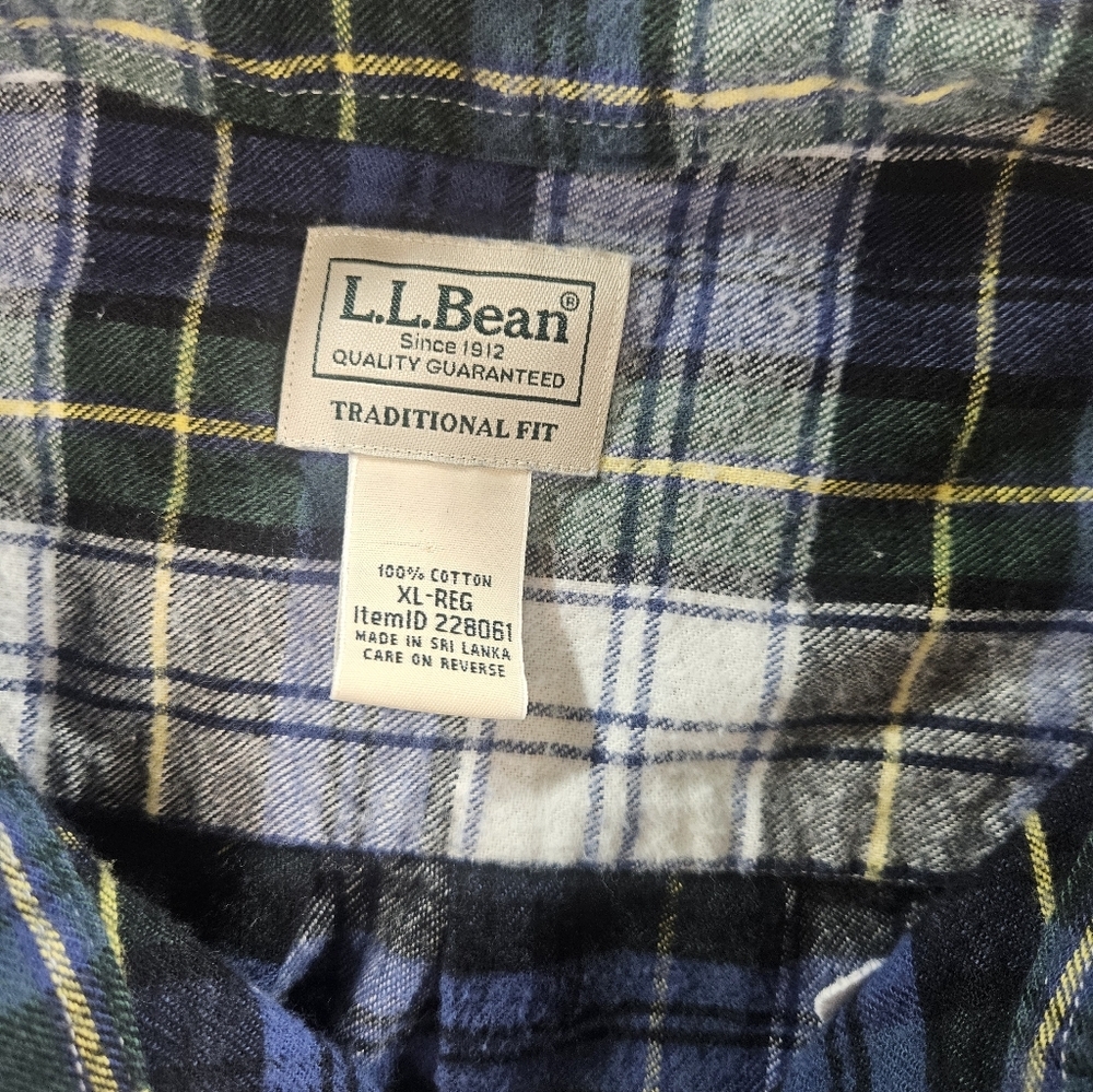 LL Bean Plaid Flannel Shirt Men's XL Traditional Fit Cotton - Picture 3 of 6